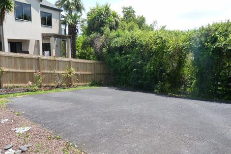 Photo of property in 11 Coroglen Avenue, Birkenhead, Auckland, 0626