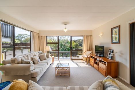 Photo of property in 9 Chichester Drive, Pinehaven, Upper Hutt, 5019