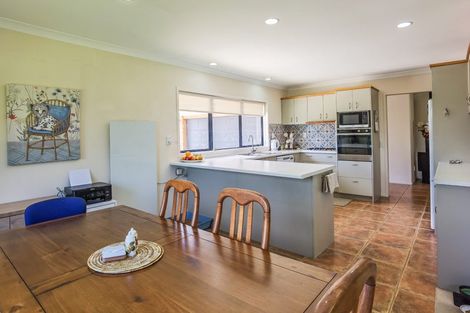 Photo of property in 94 Mccaughan Road, Kerikeri, 0294