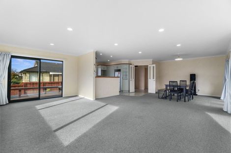 Photo of property in 30 Hillcrest Street, Tirau, 3410