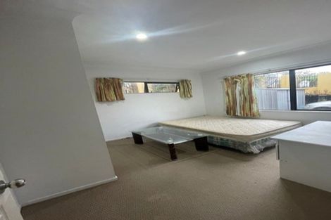 Photo of property in 16 Mangerton Lane, East Tamaki Heights, Auckland, 2016