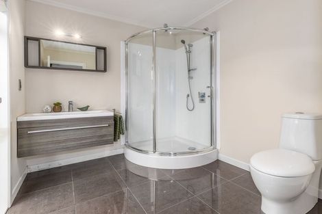 Photo of property in 65 Pohutukawa Drive, Levin, 5571