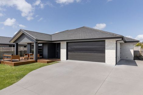 Photo of property in 15 Augusta Rise, Omokoroa, 3114