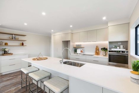 Photo of property in 116a Racecourse Road, Waiuku, 2123