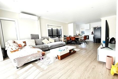 Photo of property in 38 Kervil Avenue, Te Atatu Peninsula, Auckland, 0610