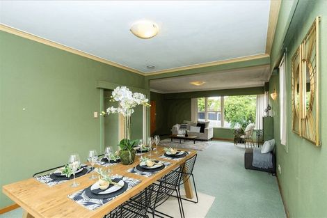 Photo of property in 6 Windsor Road, Maeroa, Hamilton, 3200
