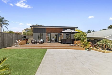 Photo of property in 36a Oceanview Road, Mount Maunganui, 3116