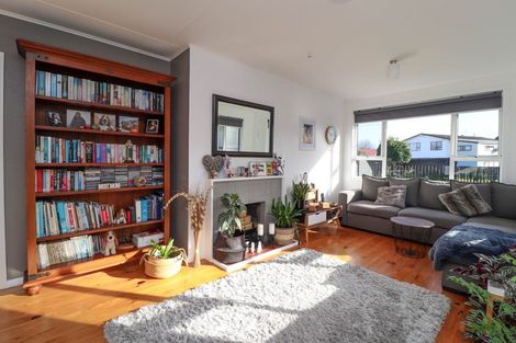 Photo of property in 103 Lowe Avenue, Thames, 3500