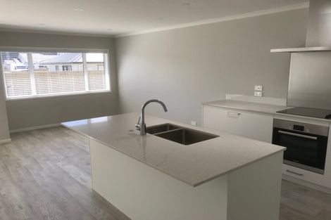Photo of property in 120 Matua Road, Huapai, Kumeu, 0810
