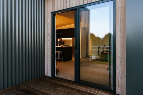 Photo of property in 32 Burbank Road, Wanaka, 9382