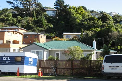 Photo of property in 159 Newlands Road, Newlands, Wellington, 6037