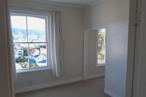 Photo of property in 5 Vogel Street, Mount Victoria, Wellington, 6011