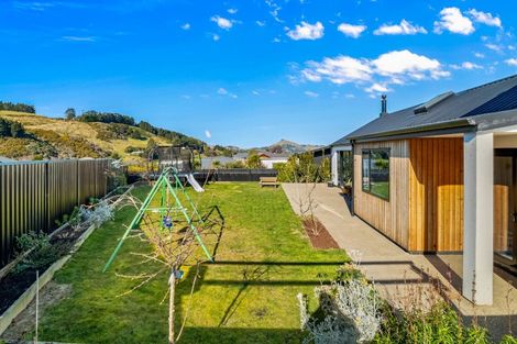 Photo of property in 5 Goddard Way, Sawyers Bay, Port Chalmers, 9023