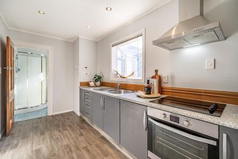 Photo of property in 35 Riddlers Crescent, Petone, Lower Hutt, 5012