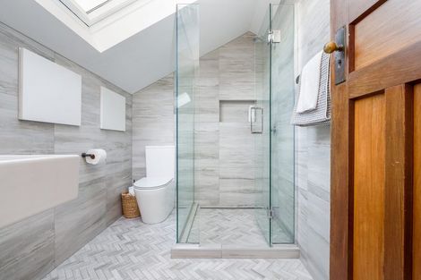 Photo of property in 86 Saint Martins Road, Saint Martins, Christchurch, 8022