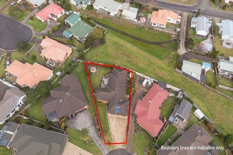 Photo of property in 8 Oribi Place, Whitianga, 3510