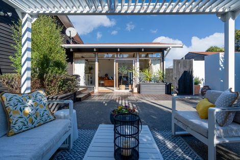 Photo of property in 16 Chilton Drive, Mairehau, Christchurch, 8052