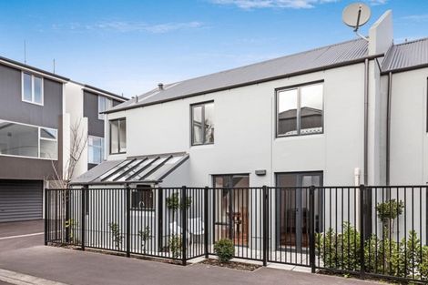 Photo of property in 10/388 Montreal Street, Christchurch Central, Christchurch, 8013