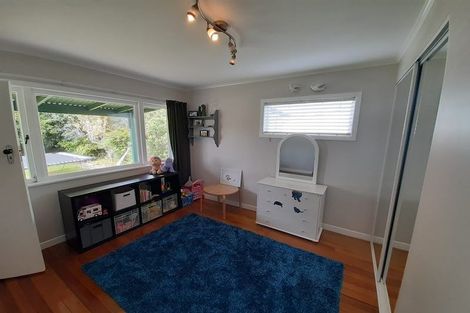 Photo of property in 16 Lancaster Road, Beach Haven, Auckland, 0626
