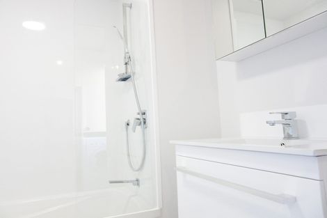 Photo of property in Vedado Apartments, 204/41u Hopper Street, Mount Cook, Wellington, 6011