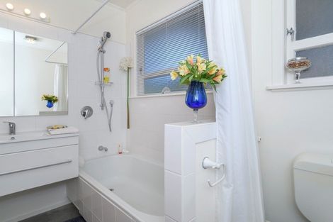 Photo of property in 4 Strathmore Street East, Matua, Tauranga, 3110