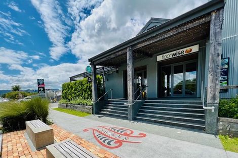 Photo of property in 1 Awanui Crescent, Matakana, 0985