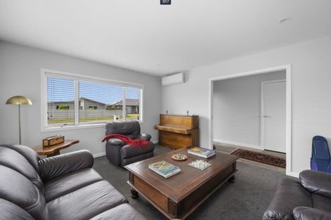 Photo of property in 8 Kaituna Place, Te Awa, Napier, 4110