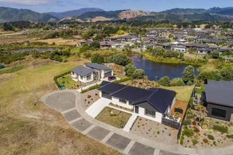Photo of property in 16 Takahe Drive, Paraparaumu Beach, Paraparaumu, 5032