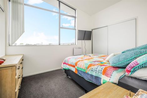 Photo of property in 57 Battalion Drive, Papakura, 2110