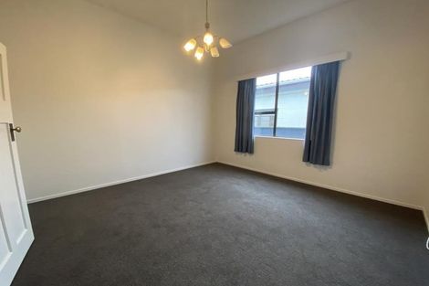 Photo of property in 173 Onepu Road, Lyall Bay, Wellington, 6022