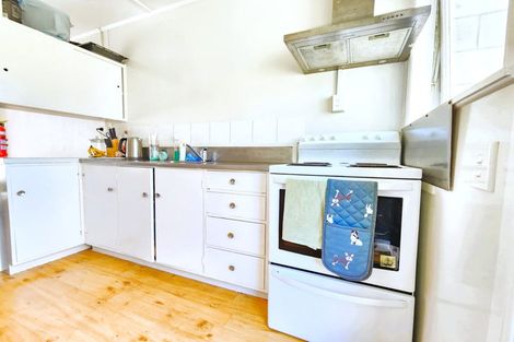 Photo of property in 28 Landscape Road, Papatoetoe, Auckland, 2025