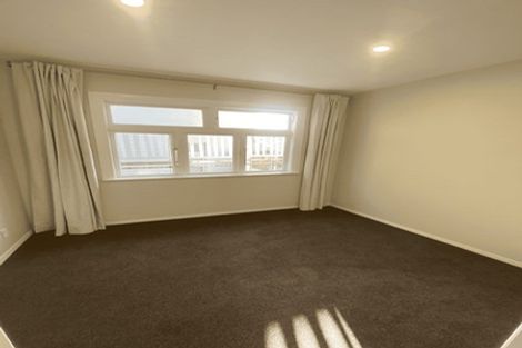 Photo of property in 5 Lonsdale Crescent, Rongotai, Wellington, 6022