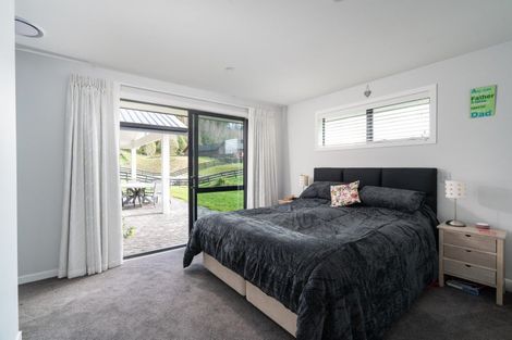 Photo of property in 11 Lochinvar Lane, Acacia Bay, Taupo, 3385