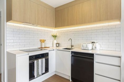 Photo of property in 2/4 Ngaroma House Drive, Hobsonville, Auckland, 0616