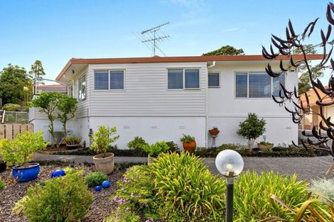 Photo of property in 12 Palmgreen Court, Stanmore Bay, Whangaparaoa, 0932