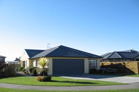 Photo of property in 41 Shenley Drive, Belfast, Christchurch, 8051