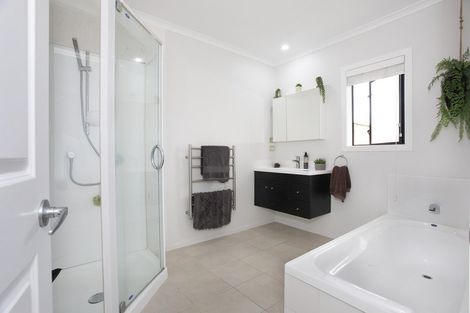 Photo of property in 20a Pukepapa Road, Marton, 4710