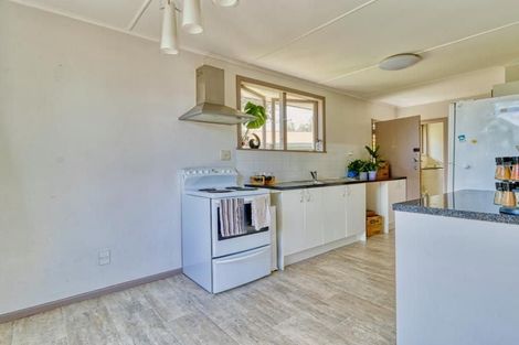 Photo of property in 12 Allen Berry Avenue, Pirimai, Napier, 4112