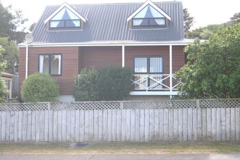 Photo of property in 1/13 Heathglen Place, Bayview, Auckland, 0629