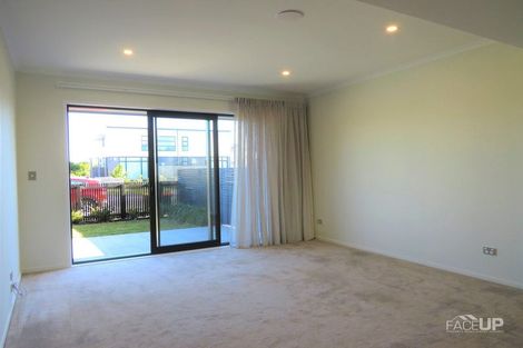 Photo of property in 465 Hobsonville Road, Hobsonville, Auckland, 0616