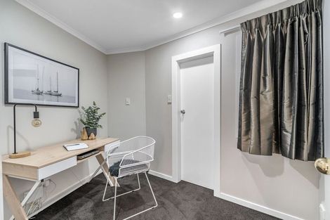 Photo of property in 12 Paterson Street, Grasmere, Invercargill, 9810