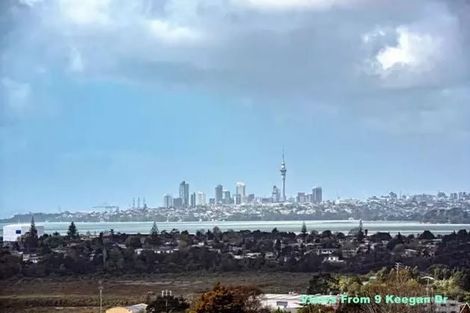 Photo of property in 9 Keegan Drive, Massey, Auckland, 0614