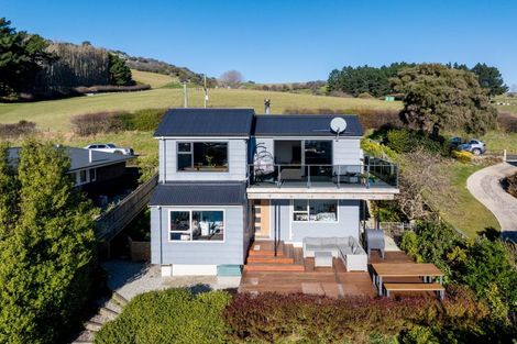 Photo of property in 10 Allen Road, Green Island, Dunedin, 9018