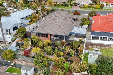 Photo of property in 19 Plateau Heights, Mount Maunganui, 3116