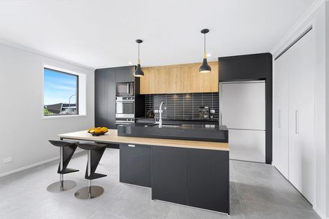 Photo of property in 2/33 Nugget Avenue, Hobsonville, Auckland, 0616