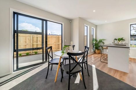 Photo of property in 380b Cambridge Terrace, Naenae, Lower Hutt, 5011