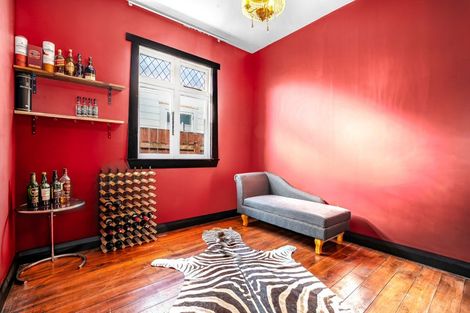 Photo of property in 134 Onepu Road, Lyall Bay, Wellington, 6022