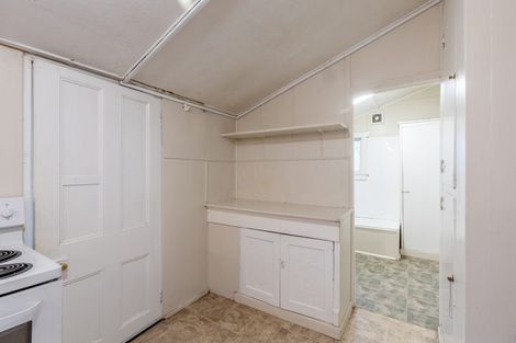 Photo of property in 5 Collins Street, Waipawa, 4210