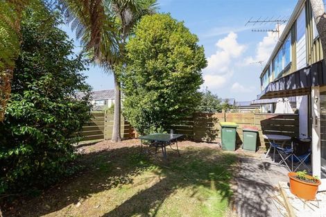 Photo of property in 100unit Lake Road, Koutu, Rotorua, 3010
