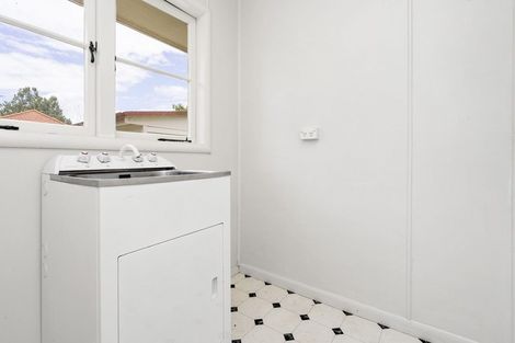 Photo of property in 141 Victoria Street, Cambridge, 3434